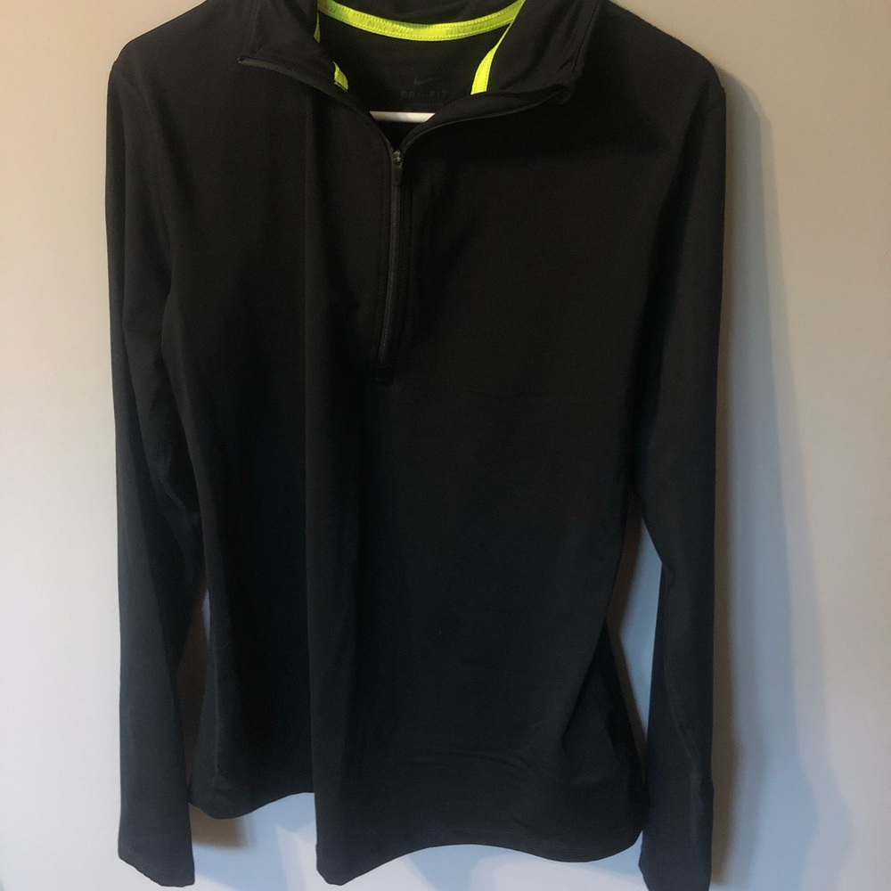 Long sleeve nike quarter zip up